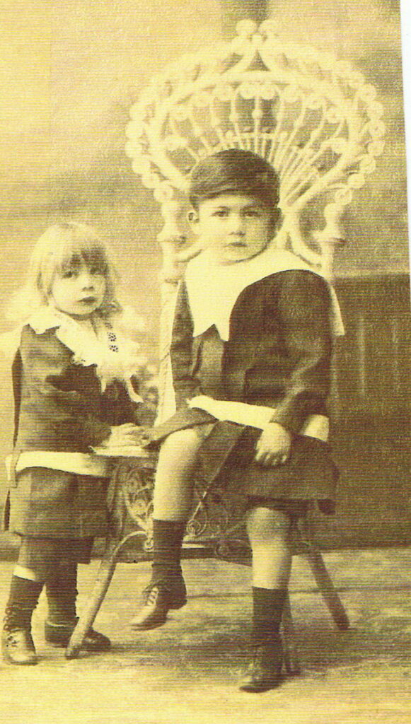 Arthur Louis "Lou" with brother William Harrison